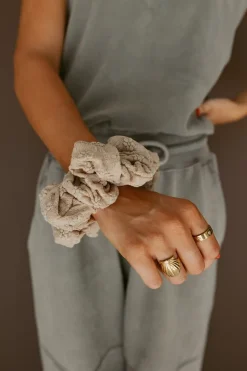 Andi Tessa Jumbo Scrunchie