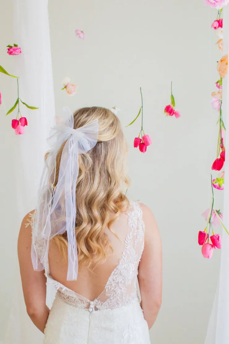 Andi Tilly Bow