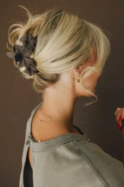 Andi Trio Flower Claw Clip