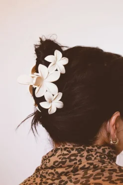 Andi Trio Flower Claw Clip
