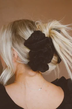 Andi Twinkle Black Bow Claw Clip