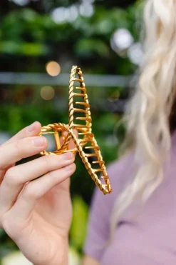 Andi Twisted Gold Claw Clip