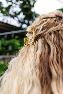 Andi Twisted Gold Claw Clip
