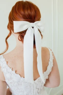 Andi Violet Bow
