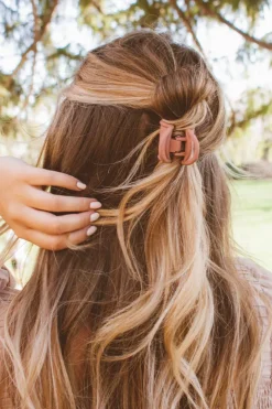 Andi Wren Claw Clip